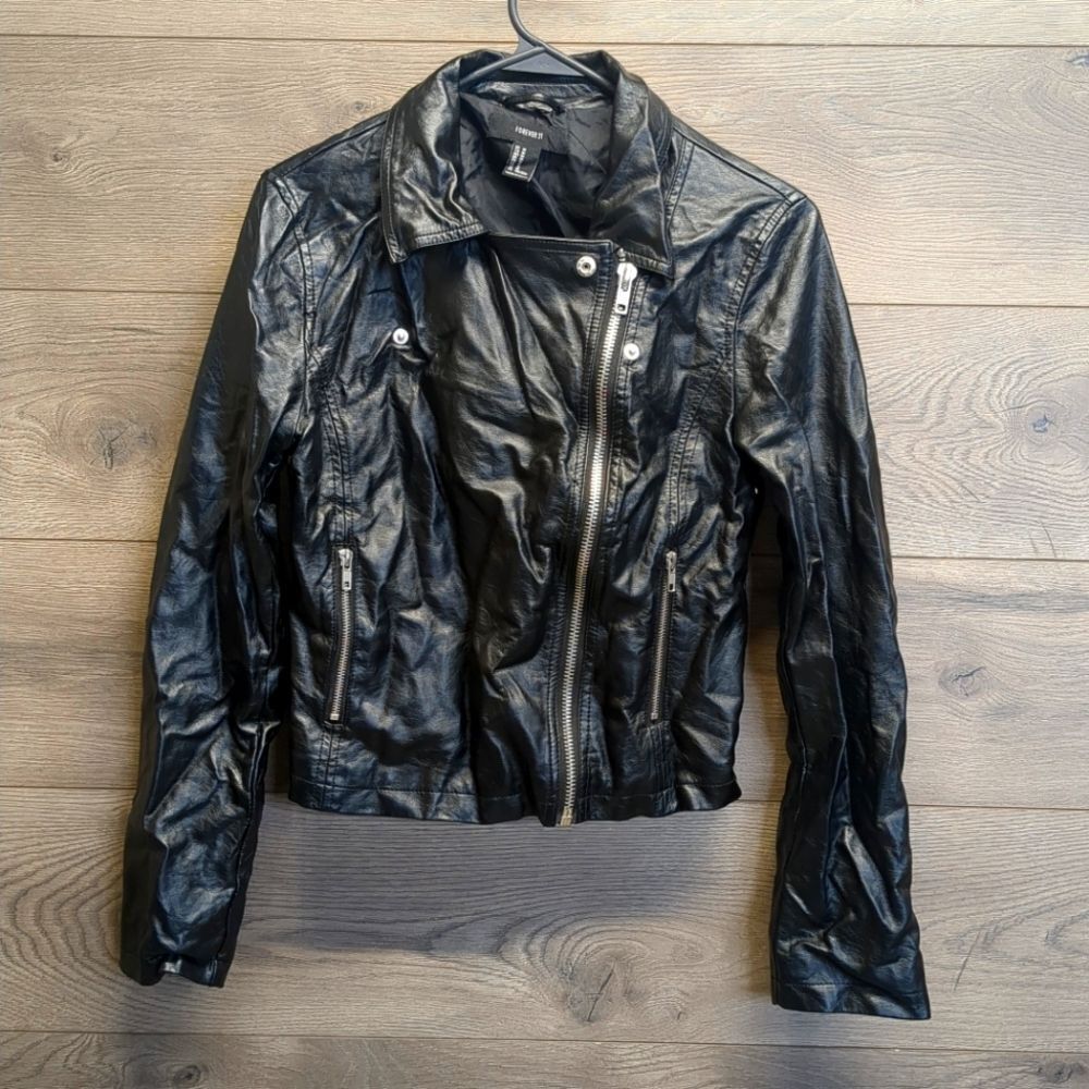 Forever21 Black Faux Leather Jacket Womens Size Medium